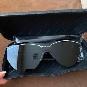 Balenciaga ski cat sunglasses